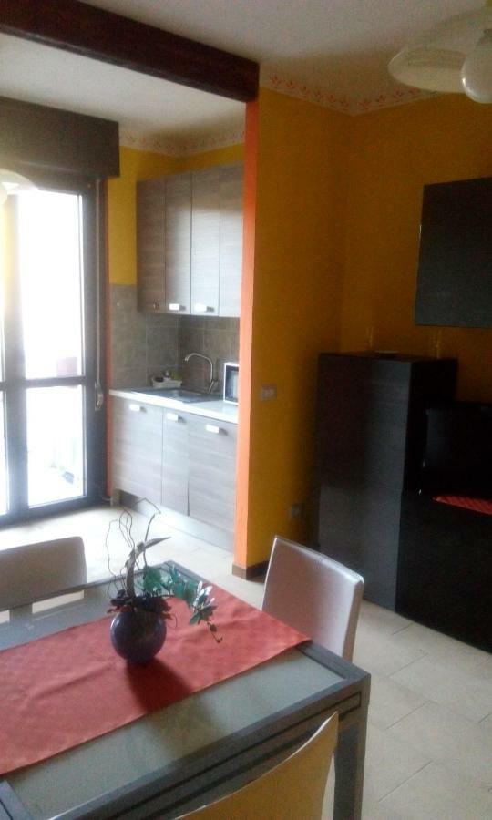 Cristina'S Flat Daire Asti Dış mekan fotoğraf